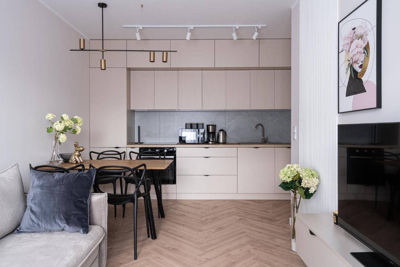 Апартаменты Rentplanet - Nowa Manufaktura Вроцлав Экстерьер фото